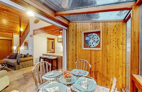 Eureka Springs House | Dog-friendly duplex with fireplace, central AC & loft - on golf course