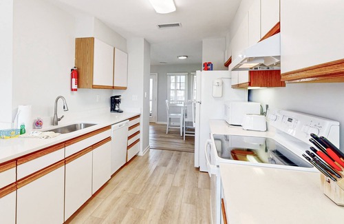 Buxton House | Dog-friendly duplex near the beach w/pool access, washer/dryer, and central AC