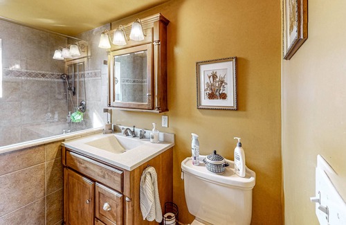 Hydeville House | Dog-friendly farmhouse with private pool, courtyard patio, grill, & washer/dryer