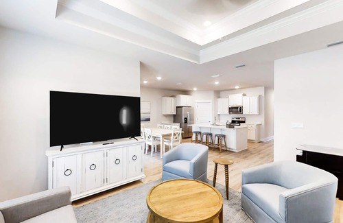 Carrabelle House | Dog-friendly getaway with central AC & a washer/dryer - walk to the beach