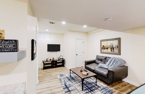 Kennesaw Apartment | Dog-friendly getaway with kitchenette, AC, WiFi, & streaming capable TV