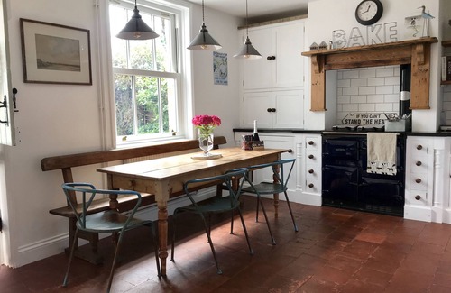 Ringstead Cottage | Dog friendly Gorgeous North Norfolk farm cottage.