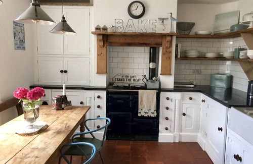 Ringstead Cottage | Dog friendly Gorgeous North Norfolk farm cottage.