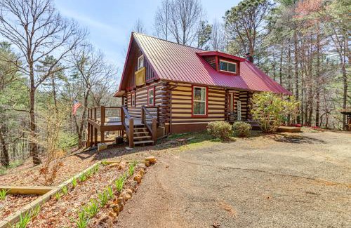 Hiawassee House | Dog-Friendly Hiawassee Cabin Near Lake and Hiking