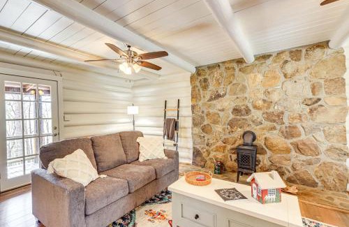 Hiawassee House | Dog-Friendly Hiawassee Cabin Near Lake and Hiking