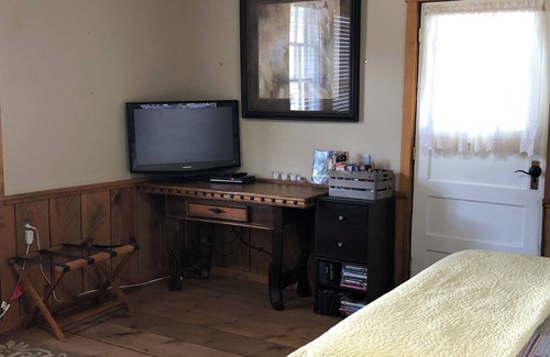 Hesperus Cabin | Dog-friendly Historic 1926 one room schoolhouse.