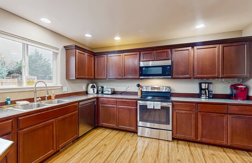 Monitor House | Dog-friendly home with a private pool & hot tub - close to outdoor recreation
