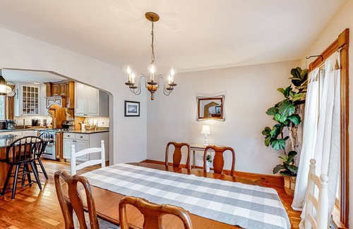 Jeffersonville House | Dog-friendly home on 10 acres with hot tub & views - steps to LV Rail Trail