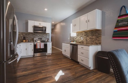 Southside House | Dog Friendly Home Close to San Antonio Downtown