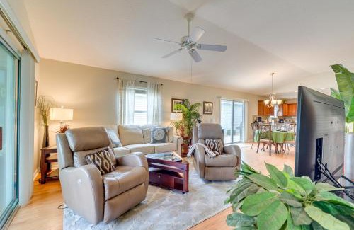 Pennecamp House | Dog-Friendly Home in The Villages with Private Patio