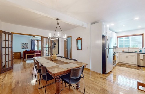 Mill Creek House | Dog-friendly home in the perfect location with enclosed yard, streaming, & W/D