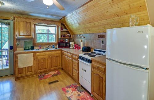 Wellington House | Dog-Friendly Home Rental about 5 Mi to Cave Run Lake!