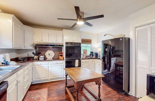 Blowing Rock House | Dog-friendly home in the treetops with hot tub, decks, fireplace, great location