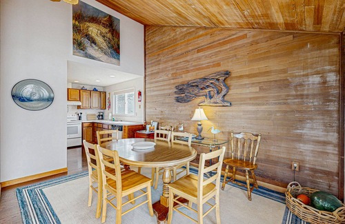 Gleneden Beach House | Dog-friendly home with oceanfront location & fireplace - walk to the beach