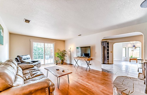 McKinleyville House | Dog-Friendly Home w/ a Large Yard, Free WiFi, Washer/Dryer, & Pool Table