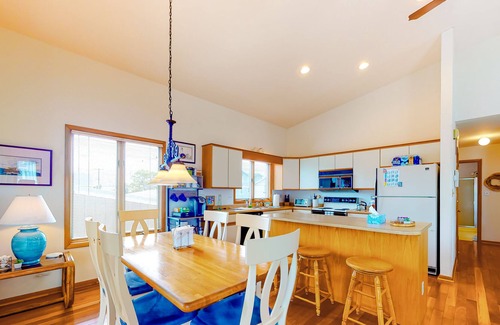 Sandpiper Pines House | Dog-friendly home on the canal with beach gear and grill - 1.5 blocks to beach