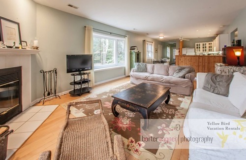 Harbert House | Dog-friendly home w/private heated pool, free WiFi, gas grill, & washer/dryer