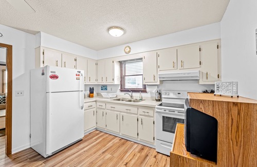 Frisco House | Dog-friendly home with gas grill, arcade machine, deck, & TV - close to ocean