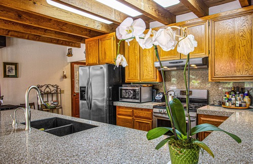 Cazadero House | Dog-friendly home with a hot tub, deck, grill & washer/dryer - golf nearby