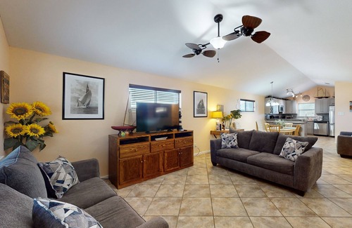 Leeward Sands House | Dog-friendly house close to the beach w/WiFi, private washer/dryer
