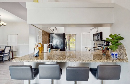 Trafalgar House | Dog friendly house with private pool, lanai, and hot tub