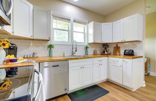 Jackson House | Dog-Friendly Jackson Home Near Downtown Hub!