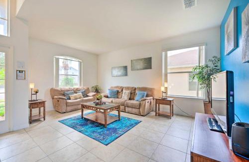 Crystal Cove House | Dog-Friendly Kissimmee Home with Lanai and Pool!