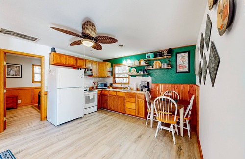 Eagle Rock House | Dog-friendly lake house plus bonus room, firepit, & furnished deck