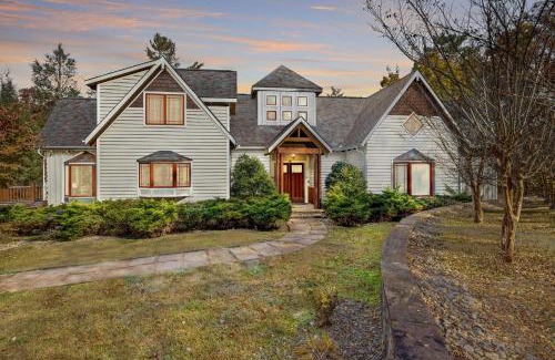 Caton House | Dog-Friendly Luxury Cabin Mansion With Private Waterfall nestled between Pigeon Forge and Gatlinburg