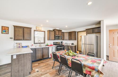 Miller House | Dog-Friendly Miller Hunting Retreat!