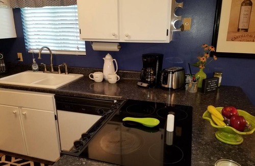 Gatlinburg - Pigeon Forge Cottage | Dog Friendly Moonfall Cottage Gatlinburg