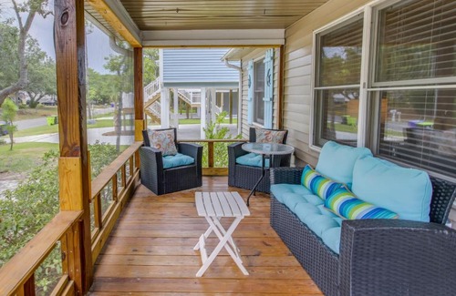 Tranquil Harbour House | Dog-Friendly Oak Island Rental - 1 Mi to Beach!