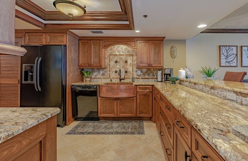 Daytona Beach Shores Condo | Dog Friendly Ocean Front High Rise, Direct Beach Acess, 2 Bedroom 2 full Bath.