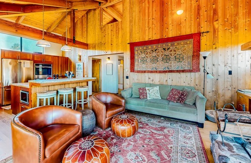 Sea Ranch House | Dog-Friendly Ocean View Home w/Private Hot Tub & Shared Pool - Near Shell Beach
