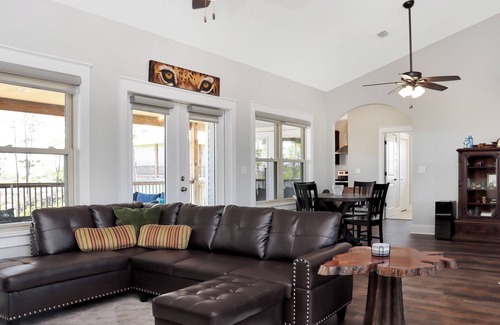 Cape San Blas House | 🌊Dog Friendly-Private Bayfront Dock-Across from Beach-Treetops🌊