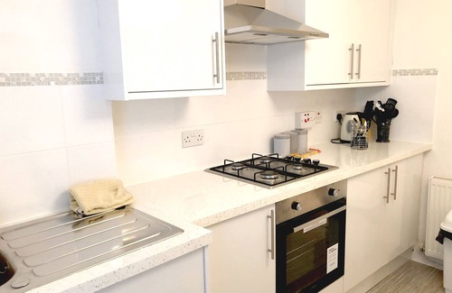 Gourock Apartment | Dog friendly property within walking distance to Gourock town centre