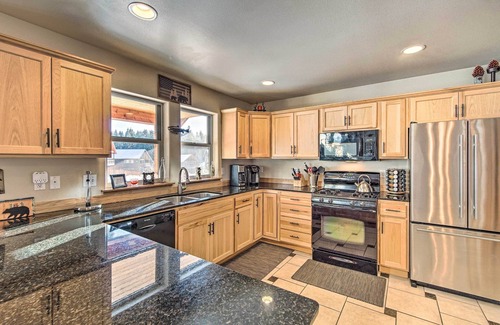 Ronald Cabin | Dog-Friendly Ronald Vacation Rental Cabin!