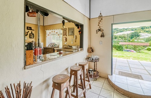 Copey House | Dog-Friendly, Secluded Getaway W/Game Room, Stunning Terrace & WiFi