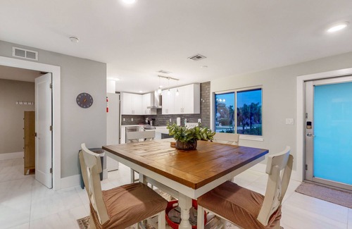 Isles of Capri Condo | Dog-friendly single-level condo with furnished patio, rooftop, & washer/dryer