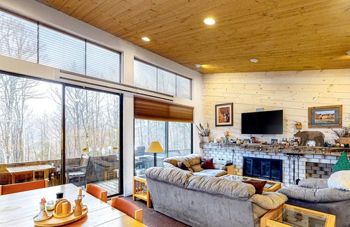 Forest Farms House | Dog-Friendly Two-Story House w/Free WiFi, Wood Fireplace, Gas Grill, Jetted Tub