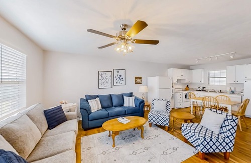 Crescent Beach House | Dog-friendly cottage with full kitchen, central AC, & washer/dryer