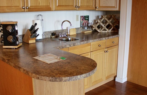Mount Airy House | Dog Friendly Vacation House/Cabin at a Winery & Vineyard !