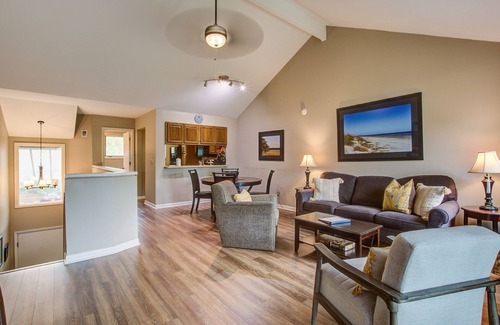 Seabrook Island Villa | Dog friendly villa with marsh and tidal creek views - access to community pool