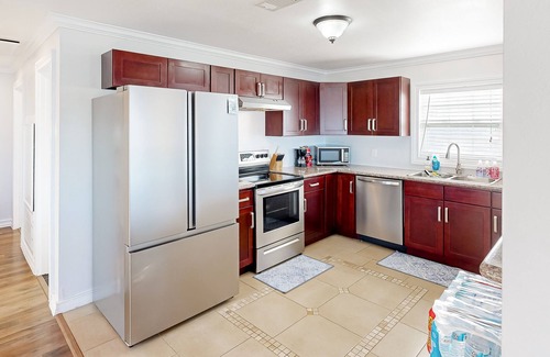 Hitchcock House | Dog-friendly waterfront home with balcony, grill, water views, washer/dryer, AC