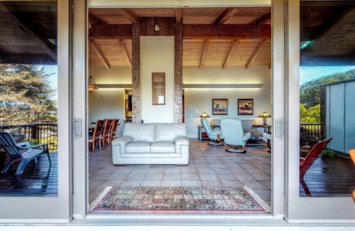 Caspar House | Dog-friendly waterfront home w/ garden & private hot tub, close to beaches/towns