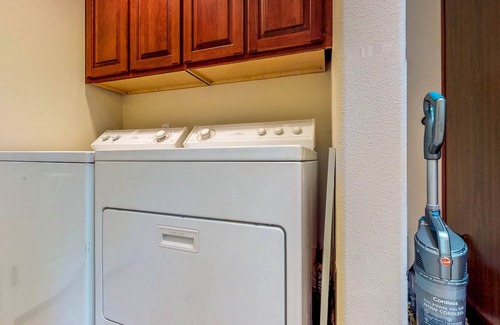 Caspar House | Dog-friendly waterfront home w/ garden & private hot tub, close to beaches/towns