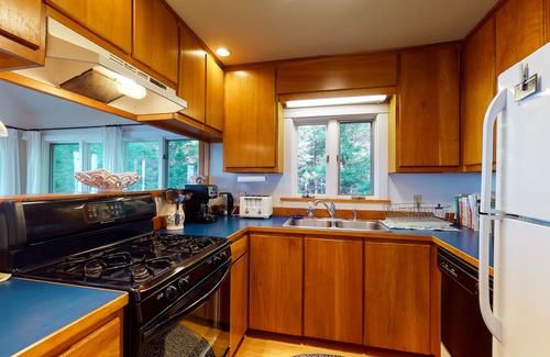 Tenants Harbor House | Dog-friendly, waterfront home on St. George River with shore access, great views