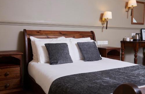 Abingdon Hotel | Dog House by Chef & Brewer Collection