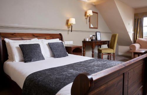 Abingdon Hotel | Dog House by Chef & Brewer Collection