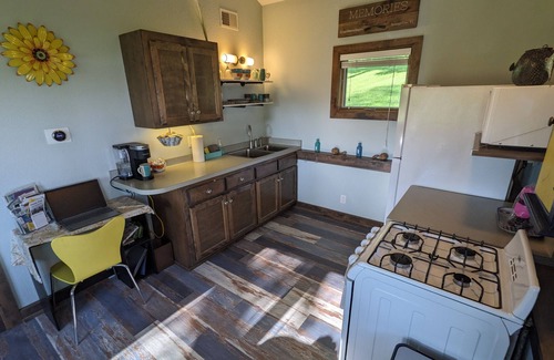 Hustisford House | Dogs Stay Free! Lakefront Bungalow with Dock